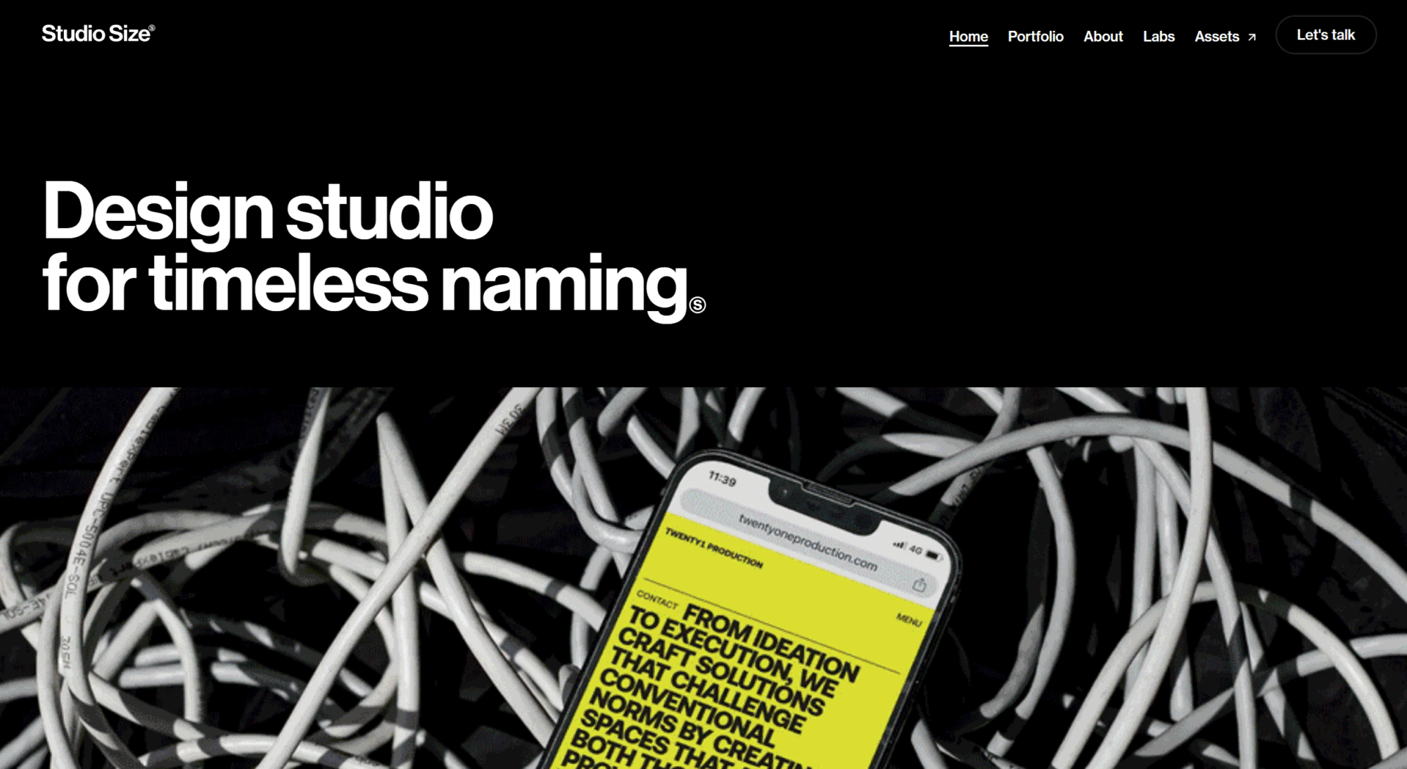 STUDIO SIZE